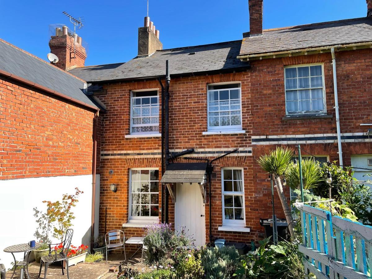 Seagulls Cottage In The Heart Of Exmouth Exterior photo
