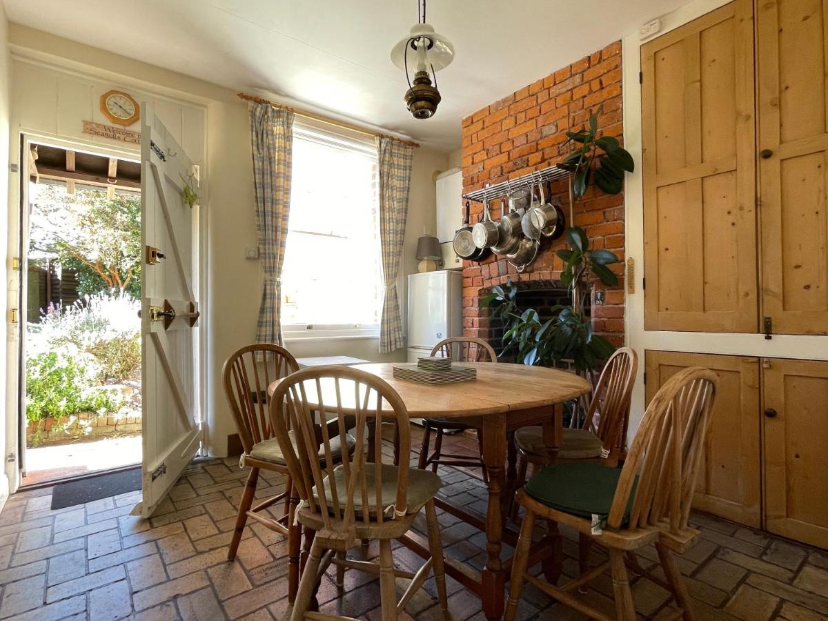 Seagulls Cottage In The Heart Of Exmouth Exterior photo